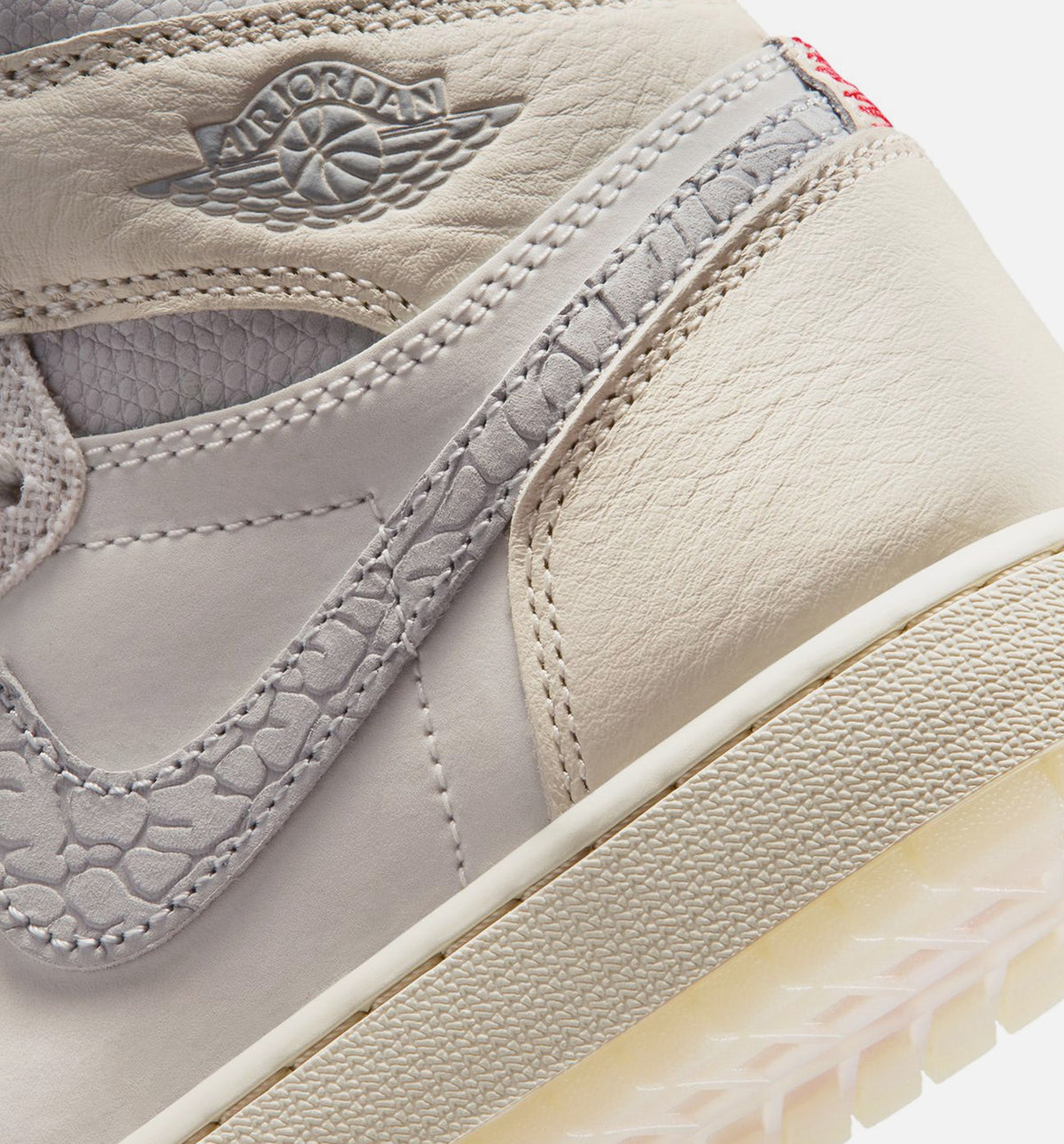 Air Jordan 1 Retro High OG Sail Grade School Lifestyle Shoe – Sail/University Red/Pale Ivory/Coconut Milk/Phantom