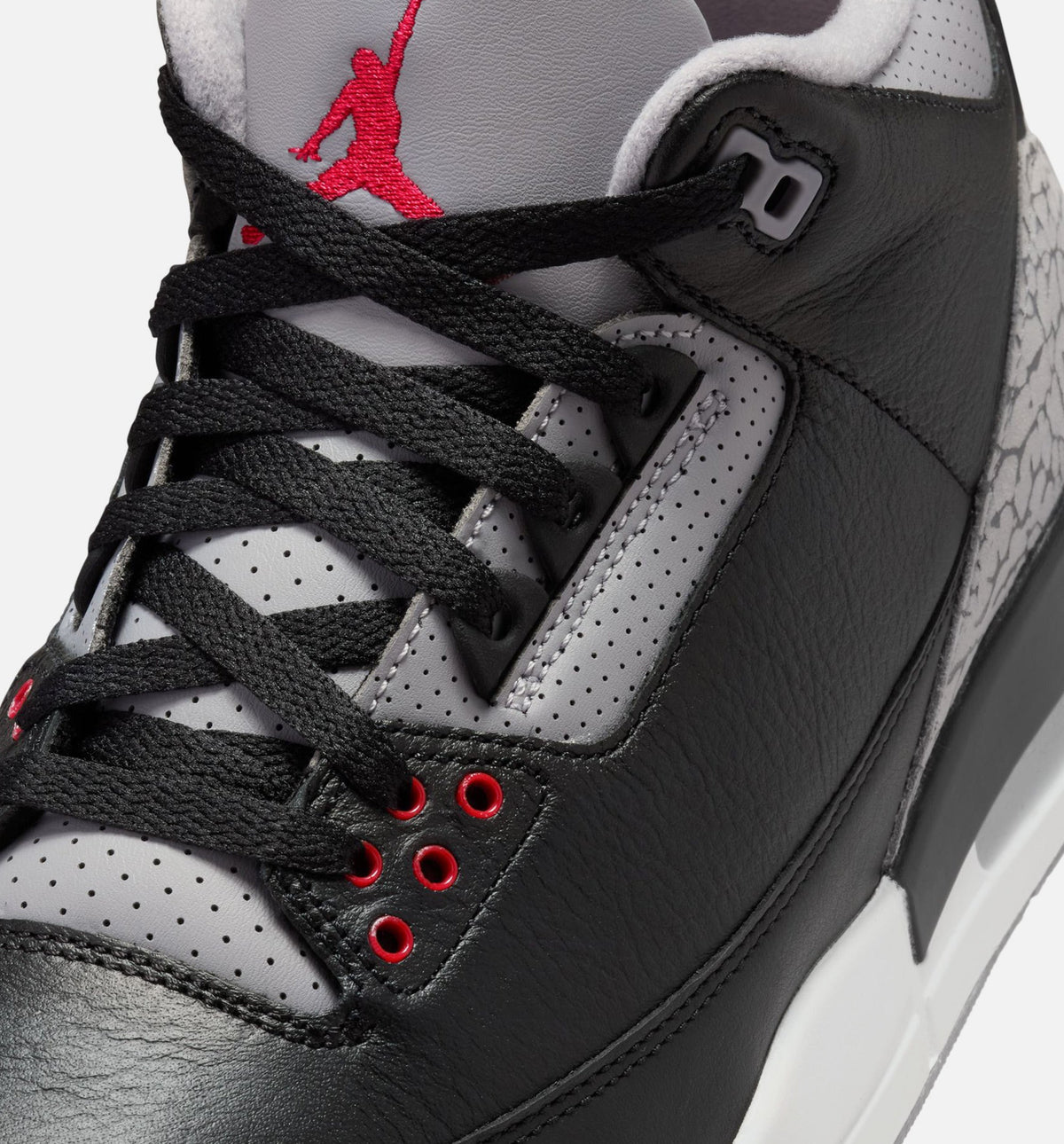 Air Jordan 3 Retro Black Cement Men's Lifestyle Shoe – Black/Fire Red/Cement Grey/Summit White