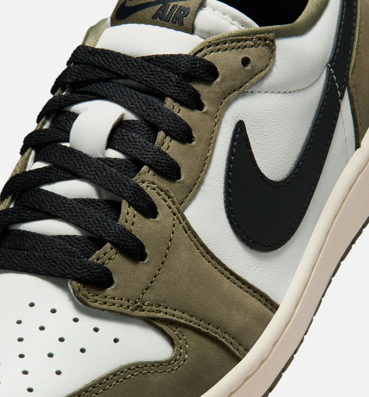 Air Jordan 1 Low OG | Men's Medium Olive Lifestyle Shoe