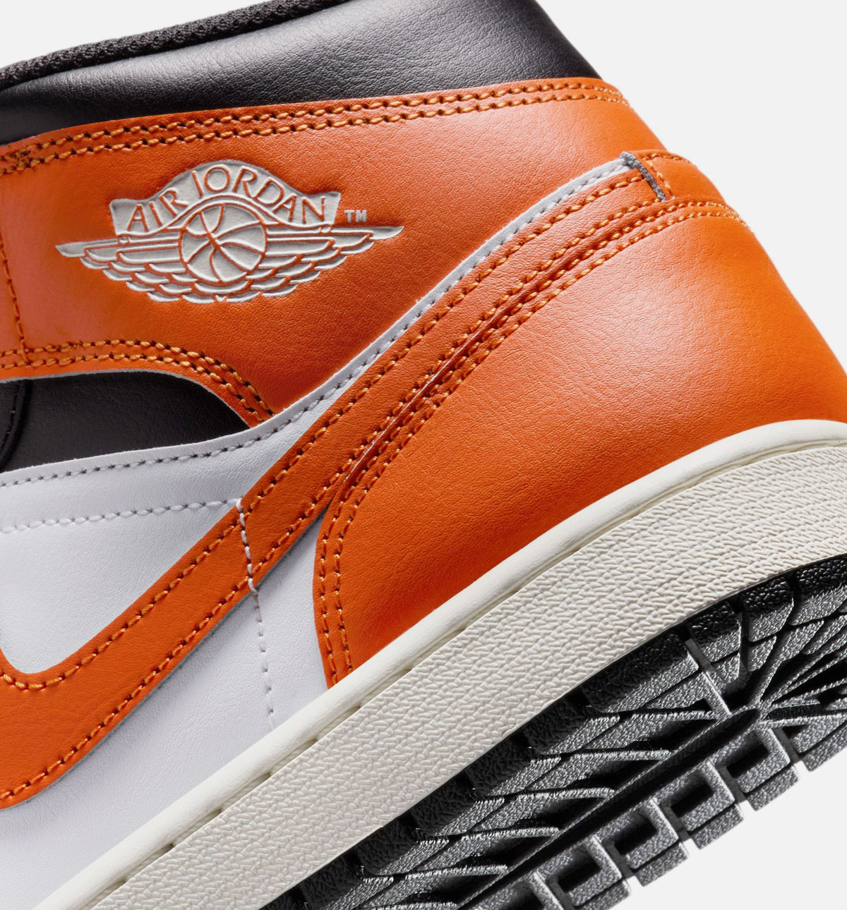 Air Jordan 1 Mid Men's Lifestyle Shoe – Starfish/White/Sail/Black